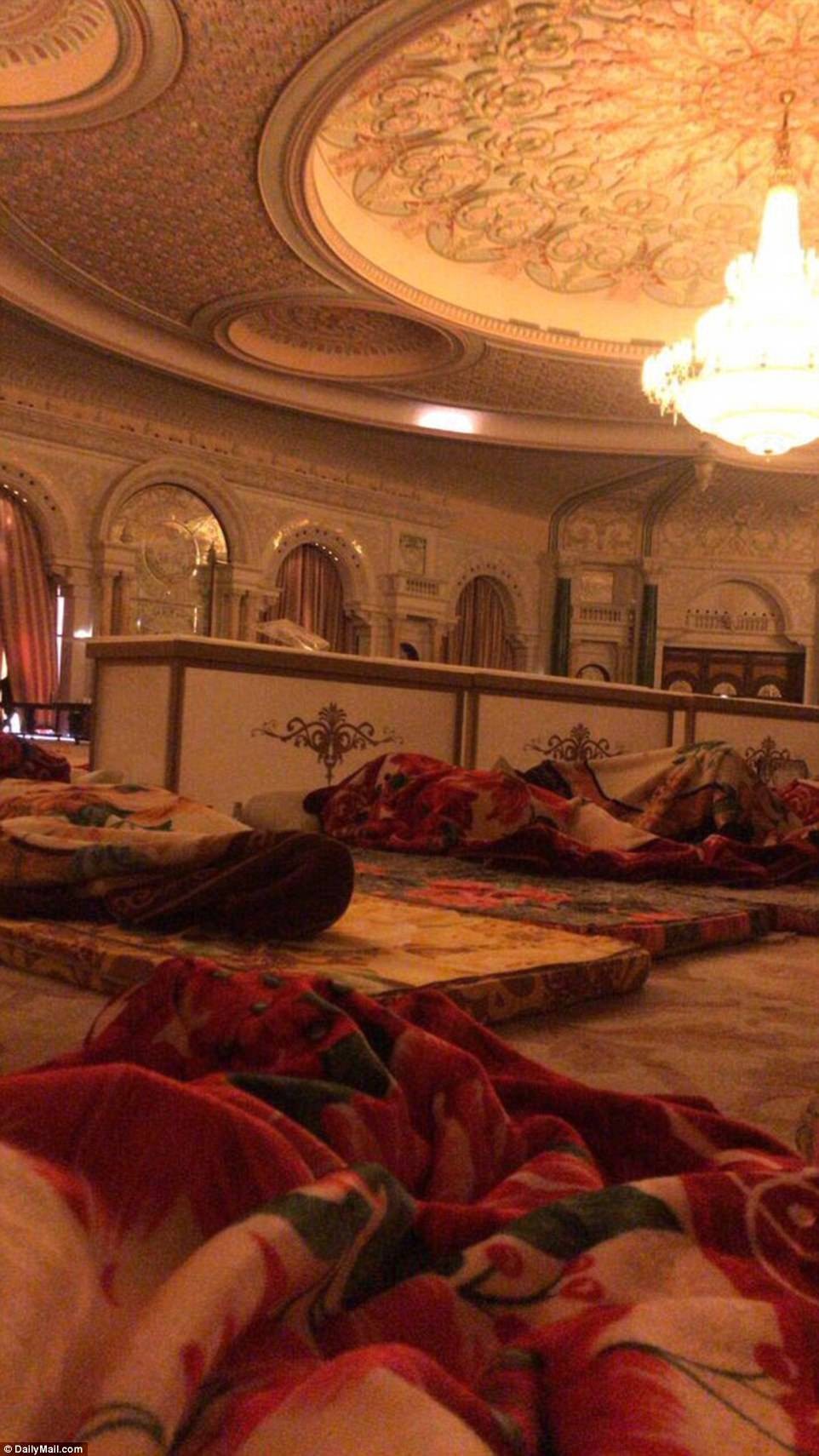 شاهزادگان میلیاردر سعودی به شکلی حقارت آمیز بازداشت شدند