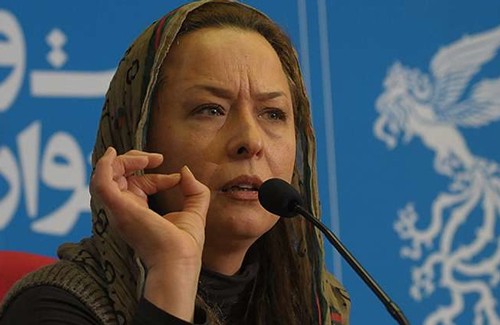 آزیتا حاجیان: زیاد اهل اینستاگرام و تلگرام نیستم