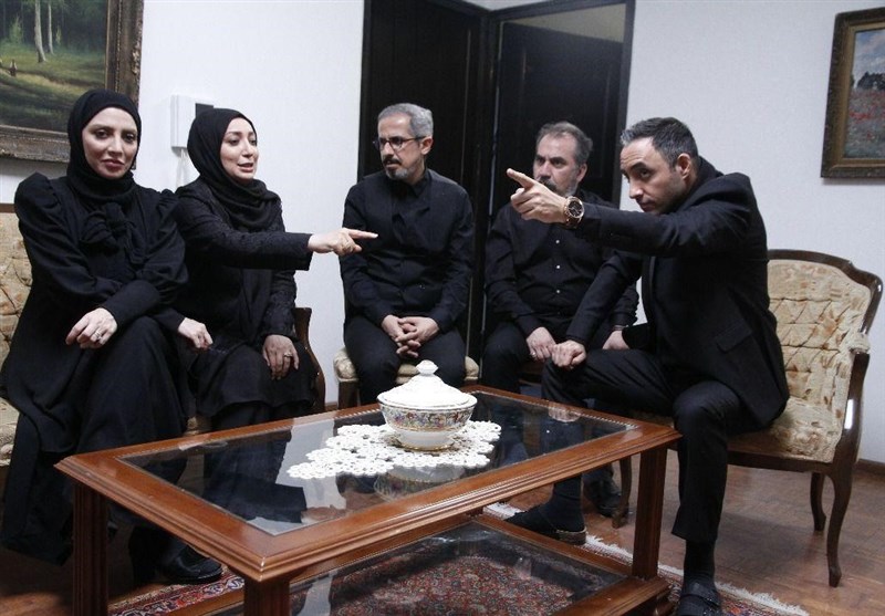 تلویزیون , صدا و سیما , سریال , شبکه سه سیما , ادبیات طنز , سیامک انصاری ,