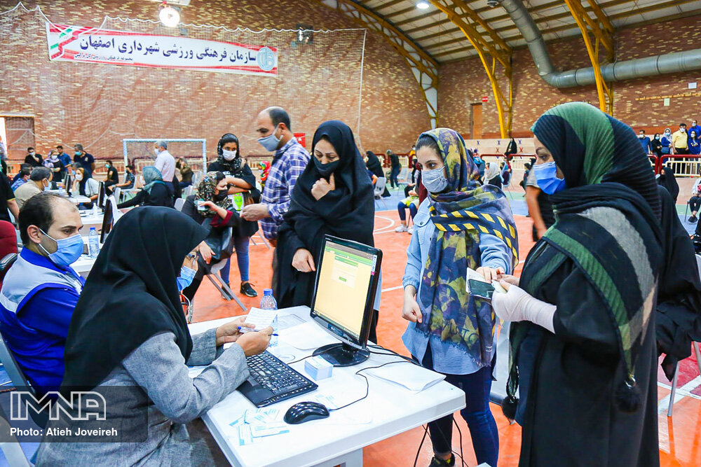 اما و اگرهای واکسن کرونا برای نوجوانان