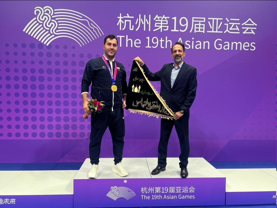 عکس| پرچم حضرت ابوالفضل(ع) در بازی‌های آسیایی به اهتزاز درامد