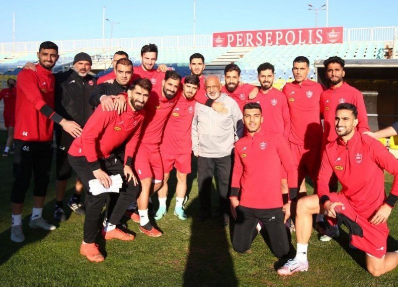 عکس| پرسپولیسی‌ها در جشن تولد یک عضو خاص