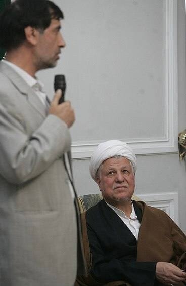 هم‌نشینی آیت‌الله هاشمی رفسنجانی و باهنر در جوانی +عکس