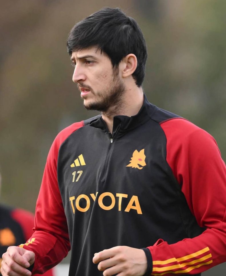 عکس| مورینیو چهره سردار آزمون را تغییر داد